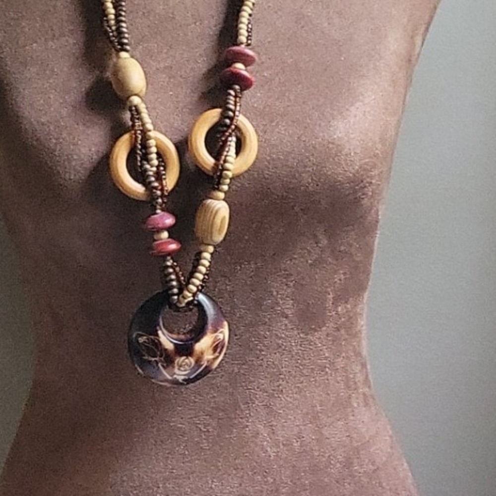 Vintage Wood‎ Seed Bead Chunky Acrylic Pendant Necklace  30" Long Cottagecore
